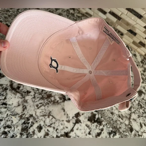 Pink Boston Red Sox Baseball Cap - Picture 2 of 6